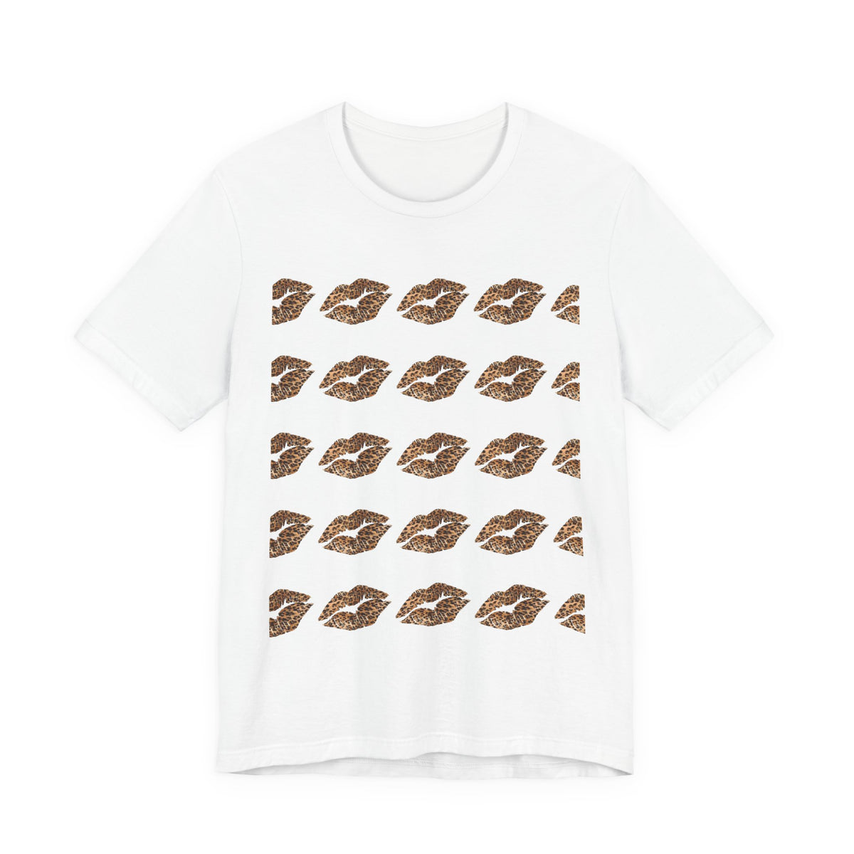 Cheetah Kiss Pattern Tee – Repeating Lip Print Graphic T-Shirt